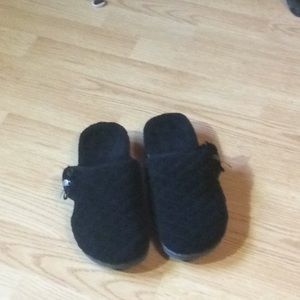 Vionic Adilyn slippers, women’s size 6